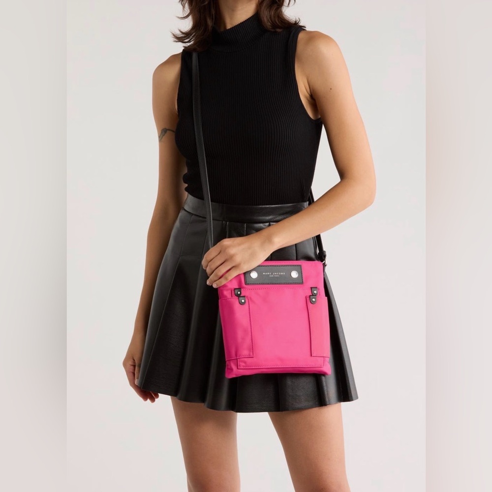 Marc Jacobs Preppy Swing Nylon Flat Pack Crossbody Bag ~NWT~ Hot Pink
